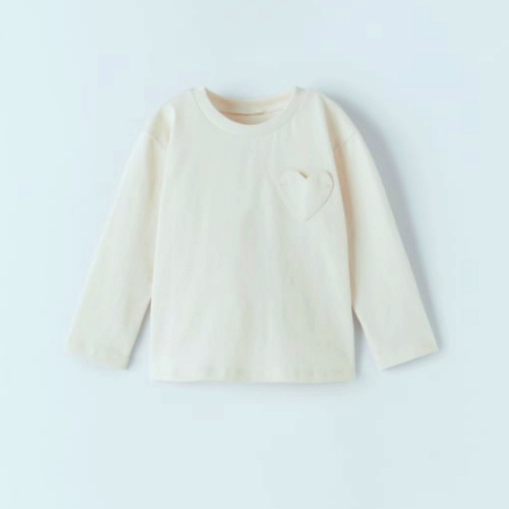4-5 YEARS (43,3 INCHES)HEART POCKET TOPEcru
